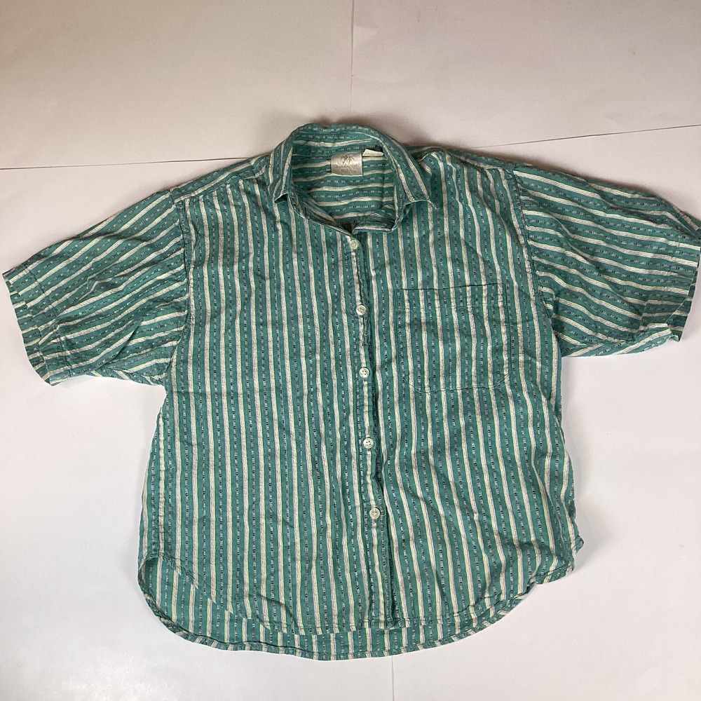 Huntington Ridge Womens Button Up Shirt Adult Size Medium Top Short Sleeve